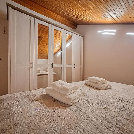 Apartments Marija Nada Malinska Bagian luar foto